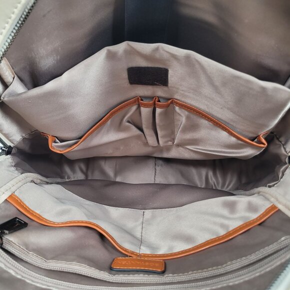 Bostanten Women's Cream And Brown Leather Laptop Backpack - Picture 7 of 12